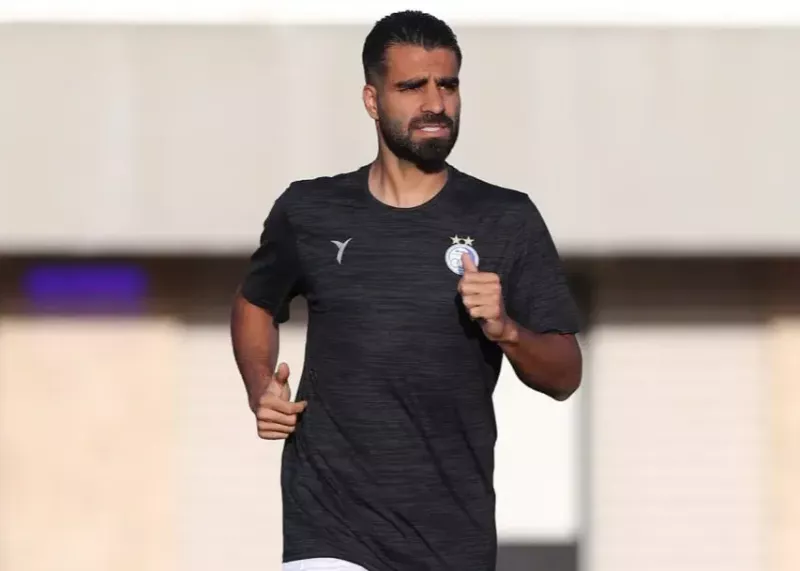 مرادمند بازی با هوادار را از دست داد