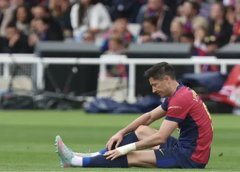 رسمی: لواندوفسکی الکلاسیکوی فینال را از دست داد