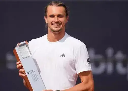 زورف قهرمان شد، آلکاراس سقوط میکند!