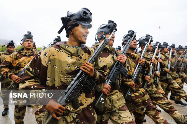 آغاز مراسم رژه روز ارتش با حضور پزشکیان