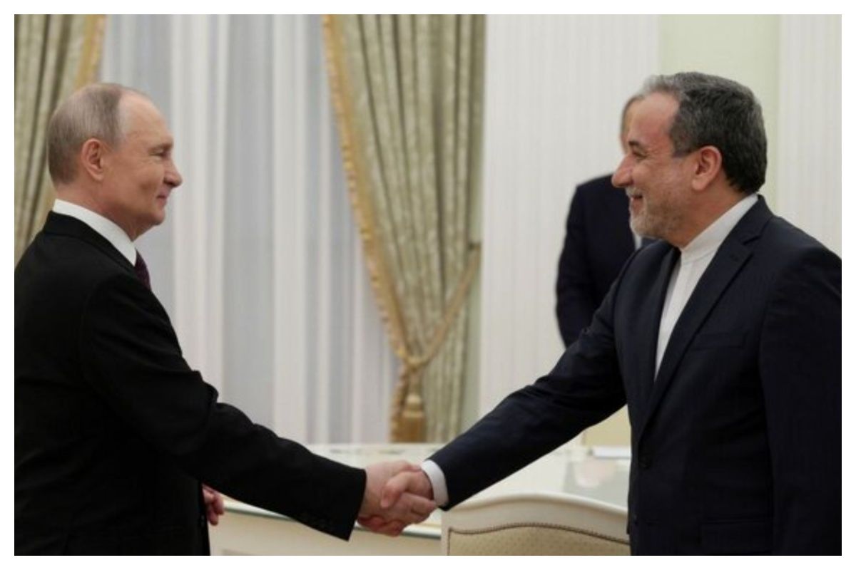 ابلاغ پیام مکتوب رهبر انقلاب به پوتین