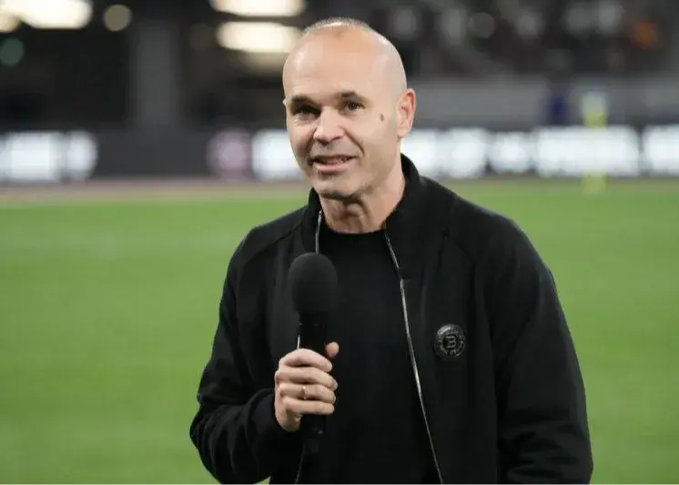 اینیستا: صحبت از رسیدن بارسا به سهگانه اغراق نیست!