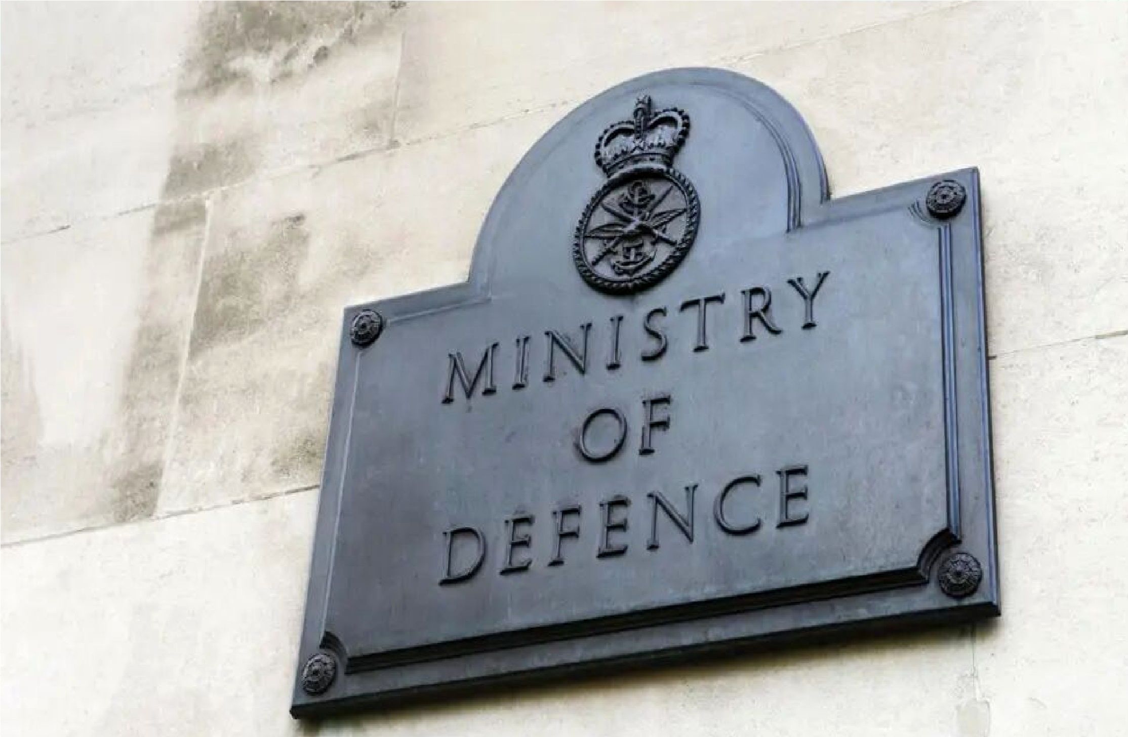 ورود خودروهای چینی به پایگاه‌های نظامی انگلیس ممنوع شد