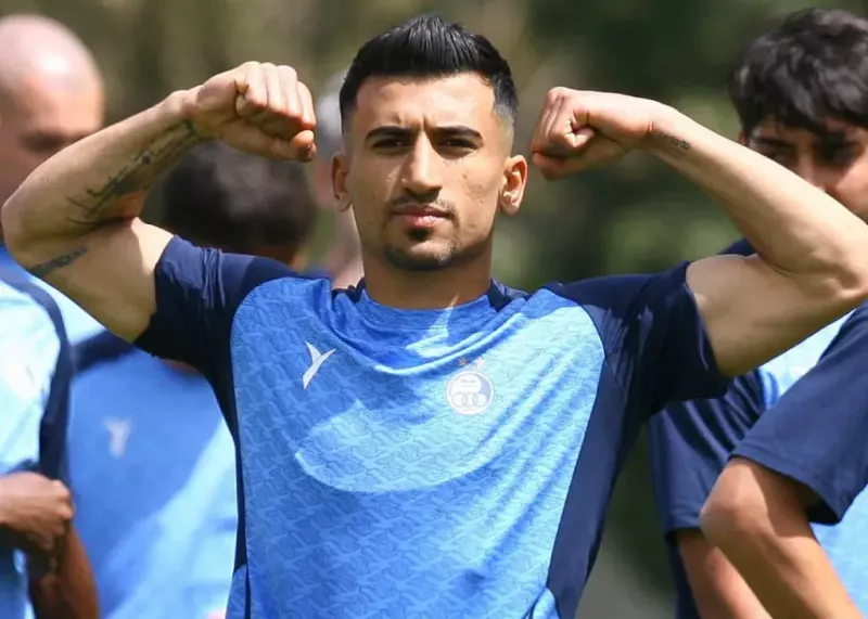 جفت بازوی حردانی به استقبال بازی گلگهر