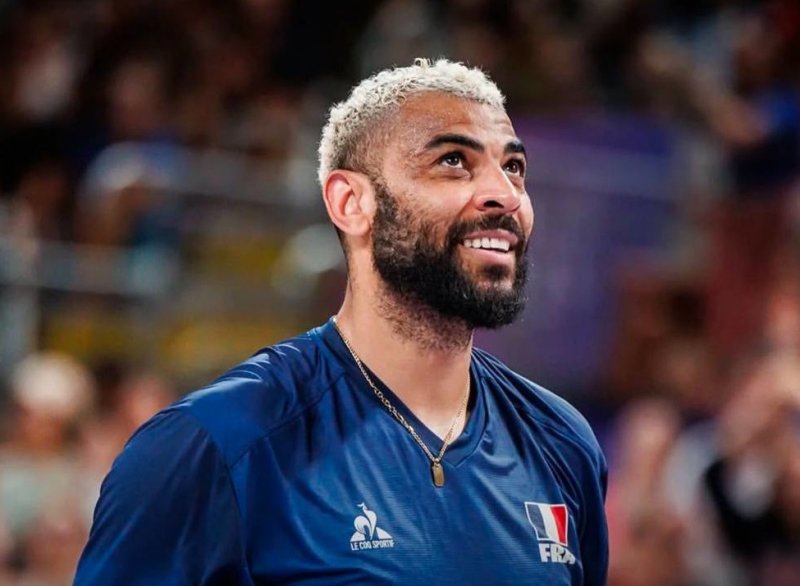 عطایی خبر داد: انفجار بمب بزرگ والیبال ایران