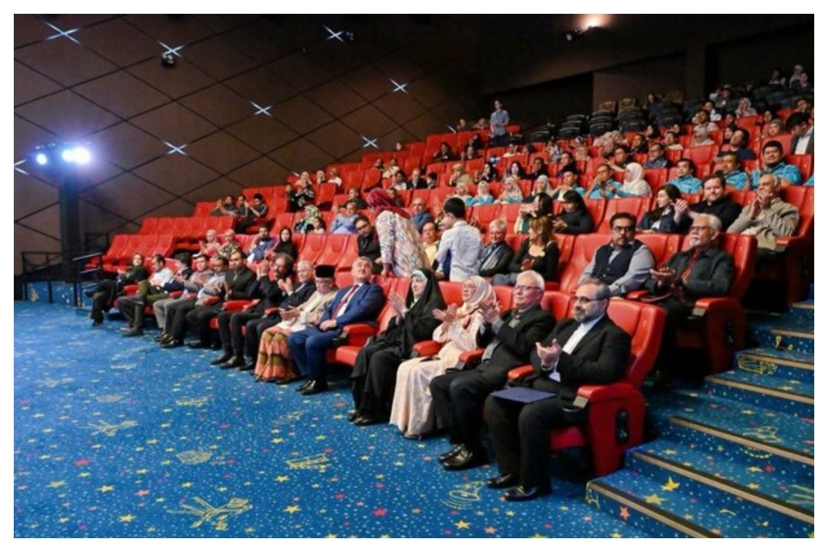 فروش فیلم‌ها در فروردین‌ماه چطور بود؟+ جزئیات