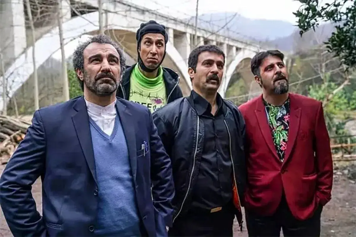 سکانس خنده دار سریال پایتخت وقتی فهمیه میگه من زن رحمت نمیشم
