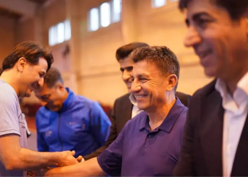 قلعهنویی به فوتسالیها: در قله بمانید