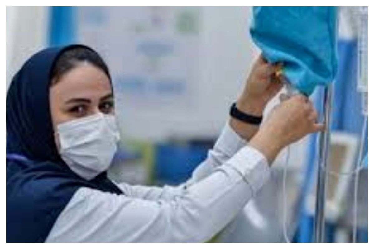 سالانه تا ۳۰۰۰ پرستار در کشور بازنشسته می‌شوند