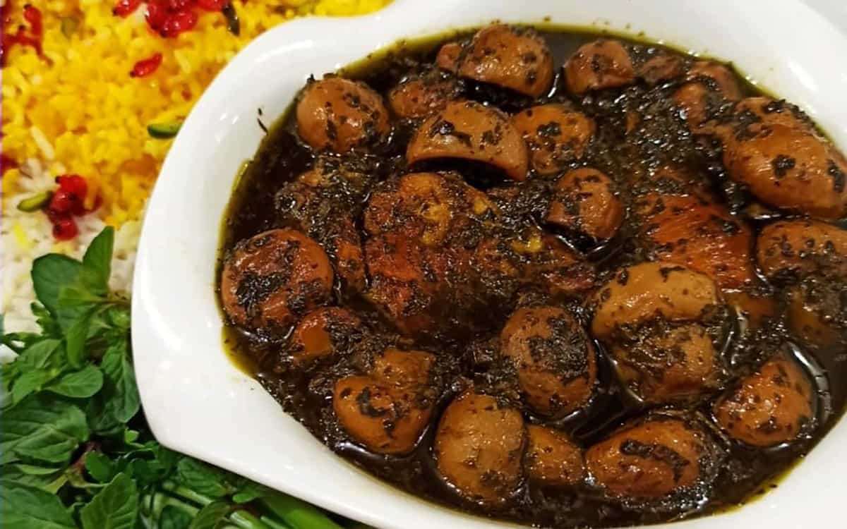 طرز تهیه خورش قارچ شمالی ؛ یک غذای جدید مناسب برای شام