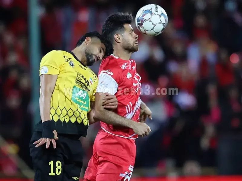 زکیپور این بار با مشت گره کرده مقابل پرسپولیس