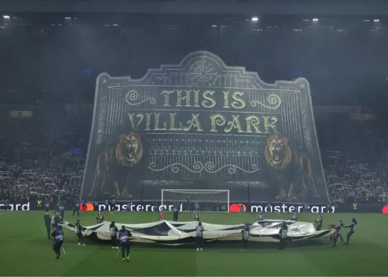 اشتباه بزرگ در ویلا پارک: پخش سرود لیگ اروپا!