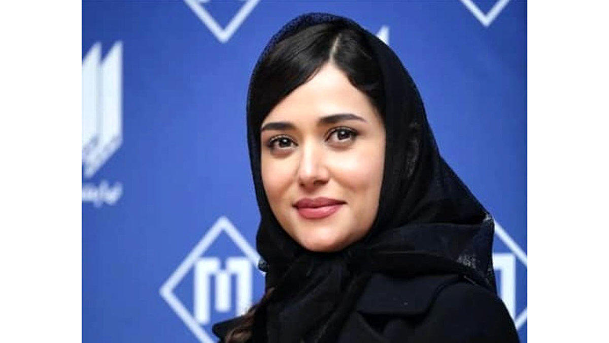 لحظه ای جنجال برانگیز از پریناز ایزدیار  در جشنواره کن + فیلم