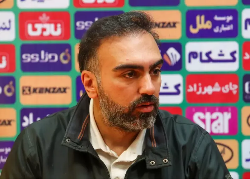 واکنش باشگاه استقلال به مذاکره با سرمربی در هلند