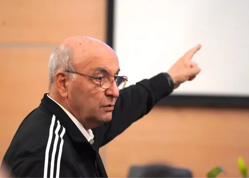 استاد محصص، مدرس افتخاری کلاس Aی آسیا