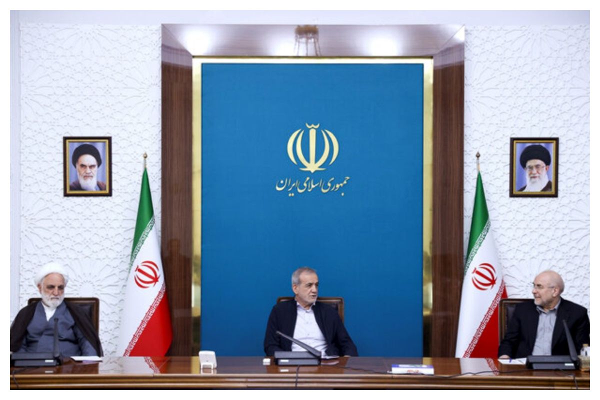 جلسه شورای‌عالی هماهنگی اقتصادی سران قوا به میزبانی پزشکیان برگزار شد