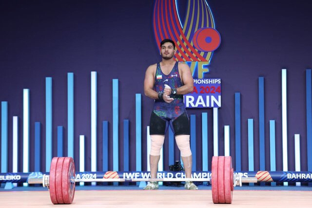 برنامه فشرده وزنهبرداران در قهرمانی نوجوانان و جوانان