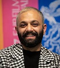 نگاهی به استایل های منحصر به فرد صابر ابر | صابر ابر همیشه متفاوت و جذاب