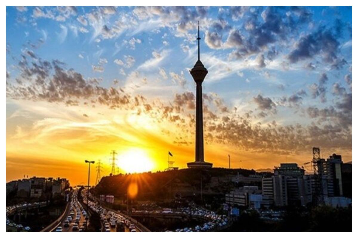 دمای هوای تهران از فردا افزایشی می‌شود/ احتمال گسترش گردوغبار در نیمه غربی و جنوبی پایتخت