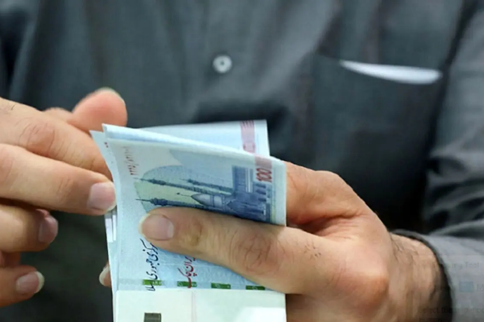 بخشنامه تازه درباره پرداخت حقوق کارمندان | کارمندان این خبر را از دست ندهند