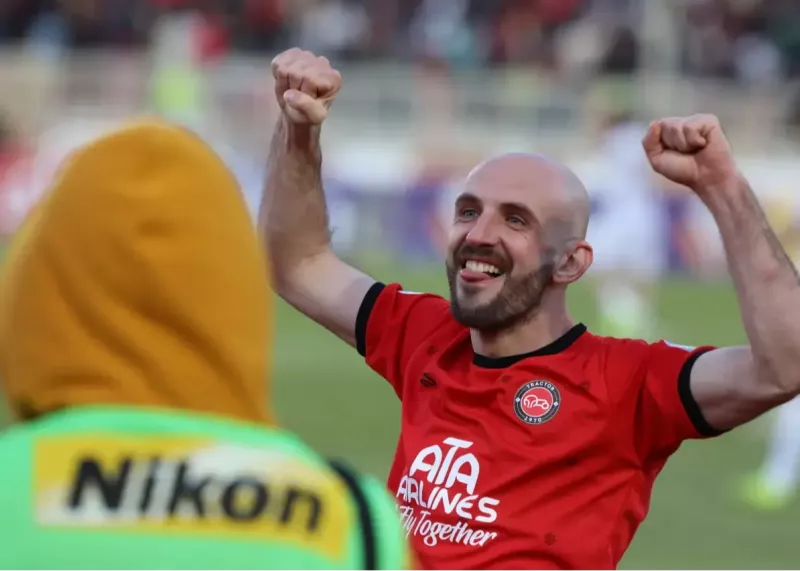 کاپیتان بدون بازوبند سر از پا نمی‌شناسد!