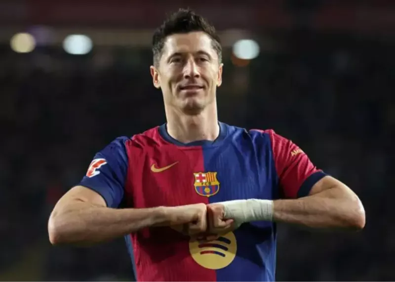 بالاخره طلسم می‌شکند: توپ طلا در تیررس لواندوفسکی