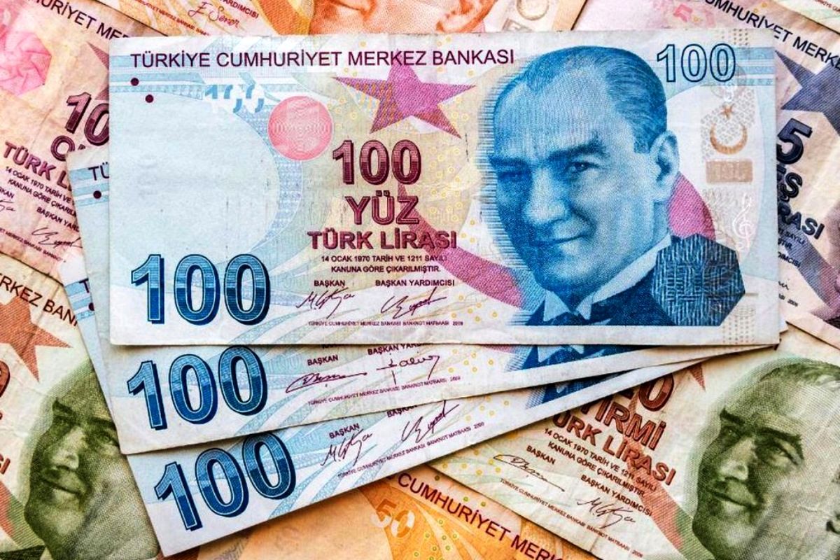 سقوط قیمتها در بازار ارز تهران/ لیر ترکیه و درهم امارات باز هم ارزان شدند