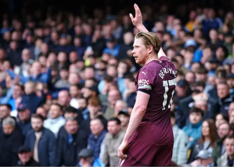 تشویق کی‌دی‌بی در خانه حریف: دوستت داشتیم کوین!‏