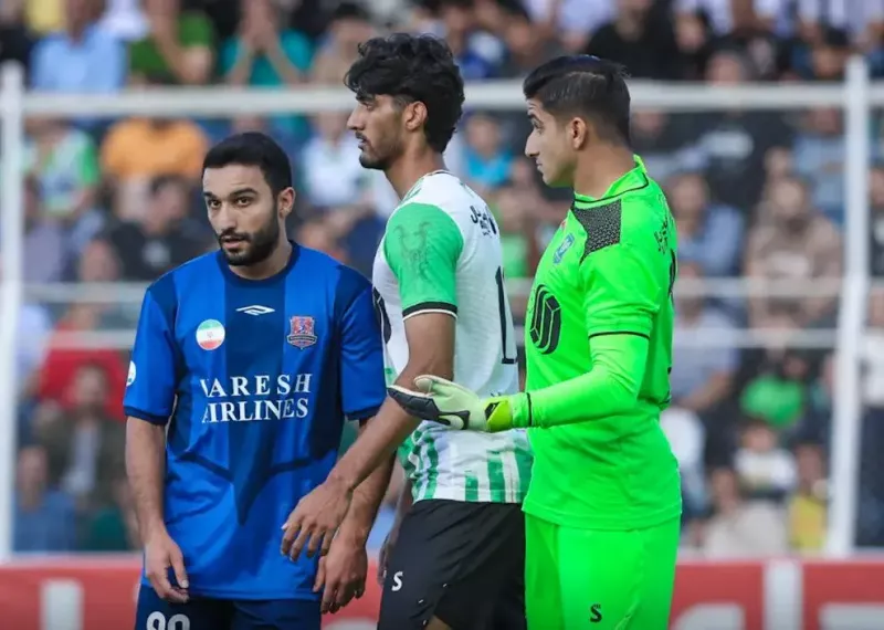 ساکت عصبانیتش را با تعویض نشان داد!