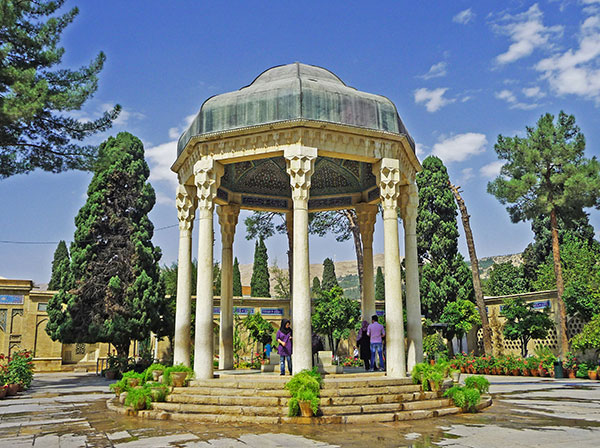 فال حافظ اختصاصی؛ فردا یکشنبه 4 خرداد ماه 1404