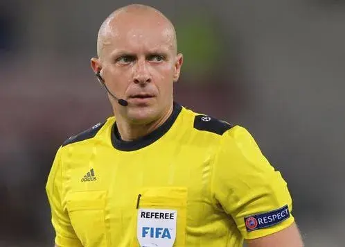 داور فینال جام جهانی برای النصر سوت میزند!