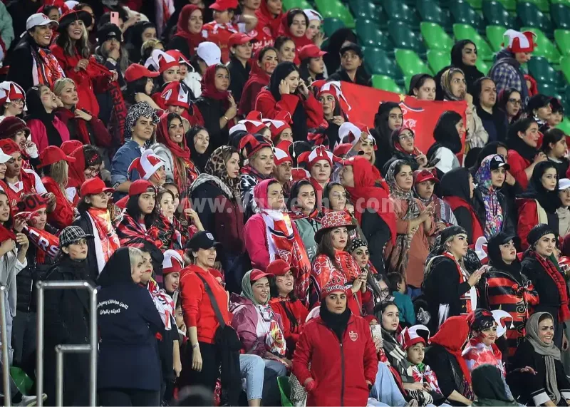 پرسپولیسی‌ها طبقه اول را پیش خرید کردند