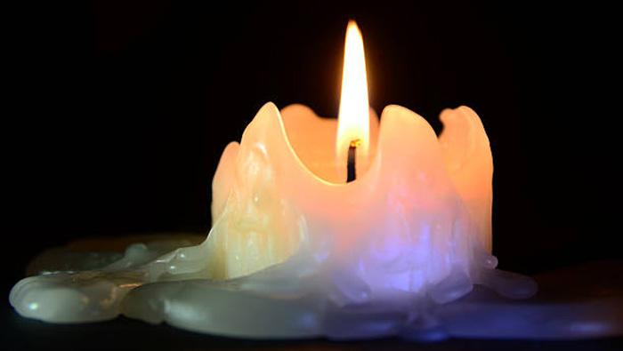 فال شمع فردا پنجشنبه 4 اردیبهشت ماه 1404 را اینجا بخوانید