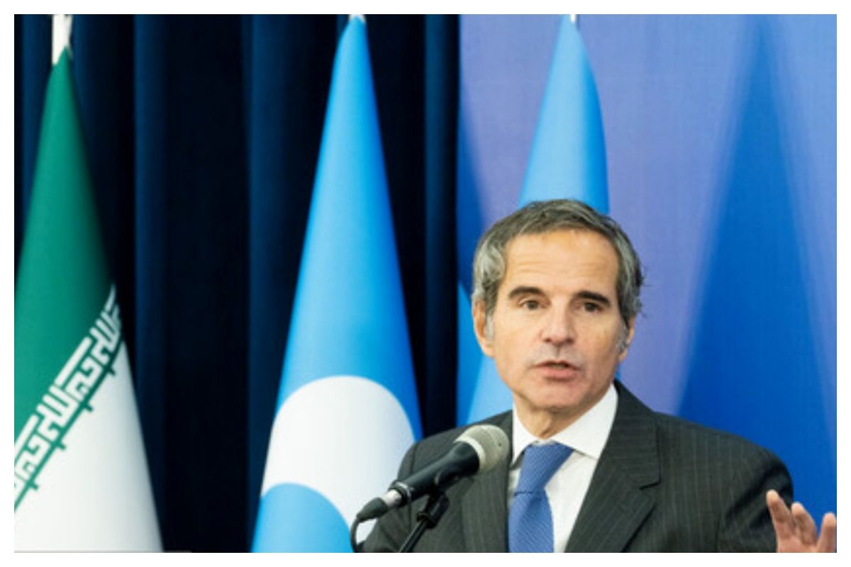 عکسی از دیدار گروسی از نمایشگاه «دستاوردهای صنعت هسته‌ای» در تهران