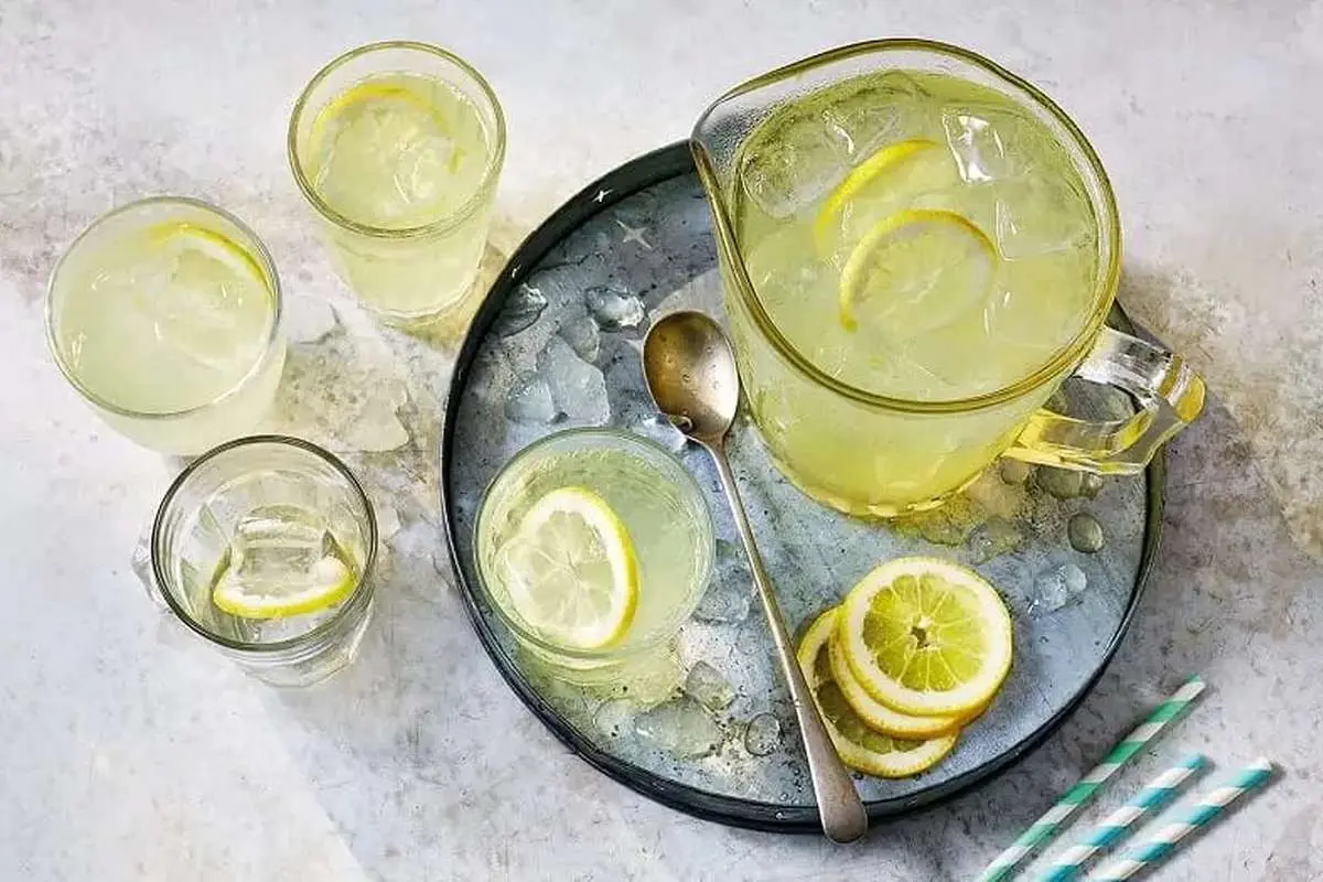 طرز تهیه شربت آبلیمو نذری برای 100 نفر مخصوص ماه محرم 1404 | نکات مهم برای تهیه یک شربت آبلیمو متفاوت