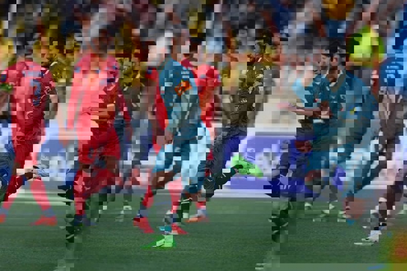 گزارش زنده: فولاد 0- شمسآذر 0