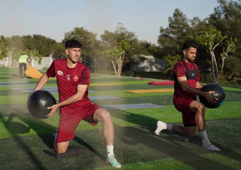 دو میهمان ویژه در تمرین پرسپولیس (عکس)