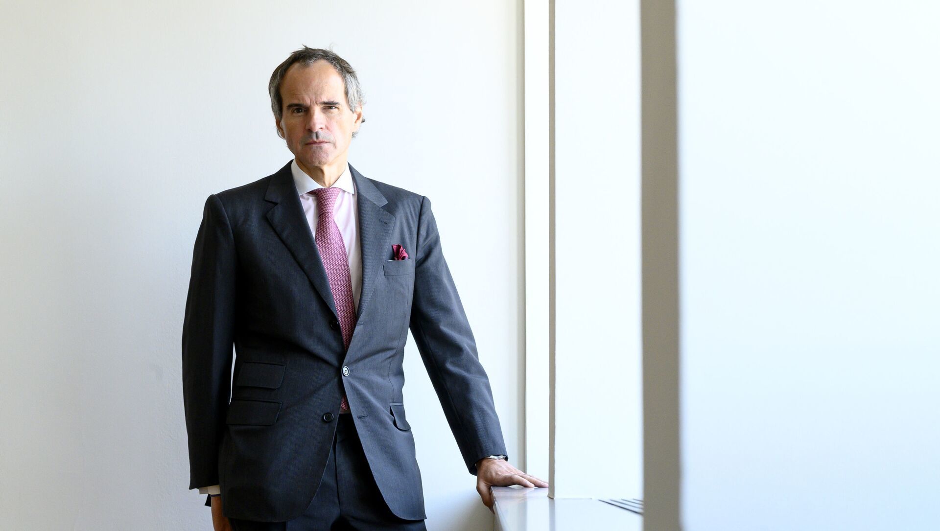 گروسی: تلاش می کنیم از بهره‌برداری سیاسی سایر کشورها از برنامه هسته‌ای ایران جلوگیری کنیم