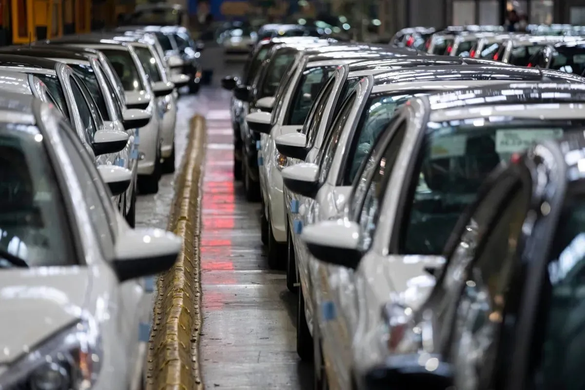 قیمت خودرو امروز یکشنبه 31 فروردین ماه 1404 | خودرو داخلی افزایشی شد