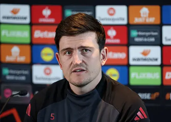 مگوایر: قهرمان لیگ اروپا میشویم تا به سیال برسیم