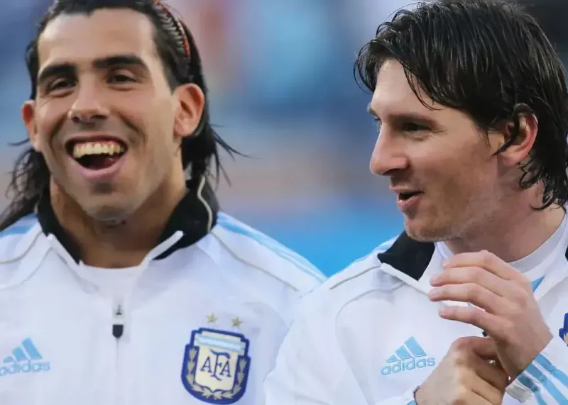 رونالدو و مسی را به بازی خداحافظیام میآورم!