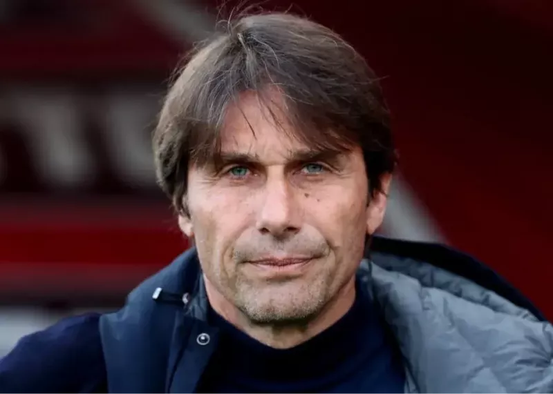 انتقاد تند از کونته: زیادی غر میزنی!