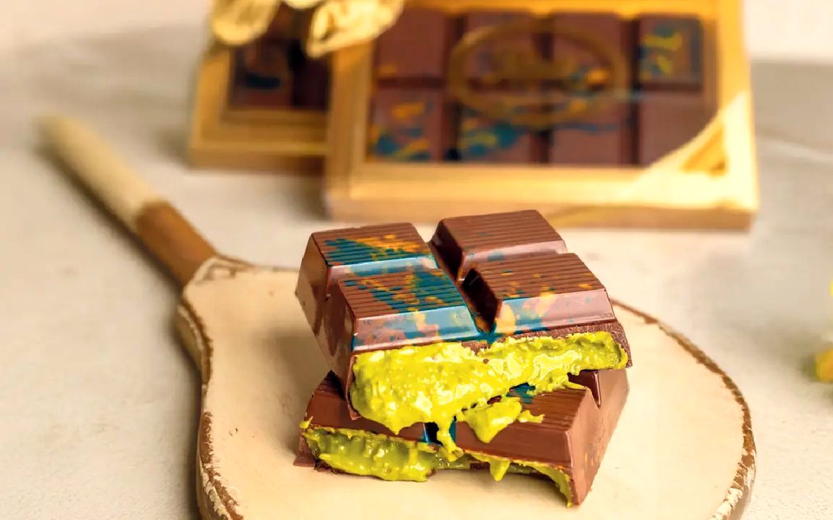 شکلات دبی پسته را نایاب کرد