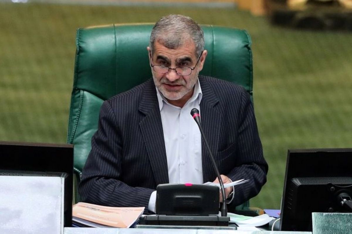 نیکزاد: رهبر انقلاب زمین بازی را برای کل جهان مشخص میکنند/ این نکته را همه بدانند