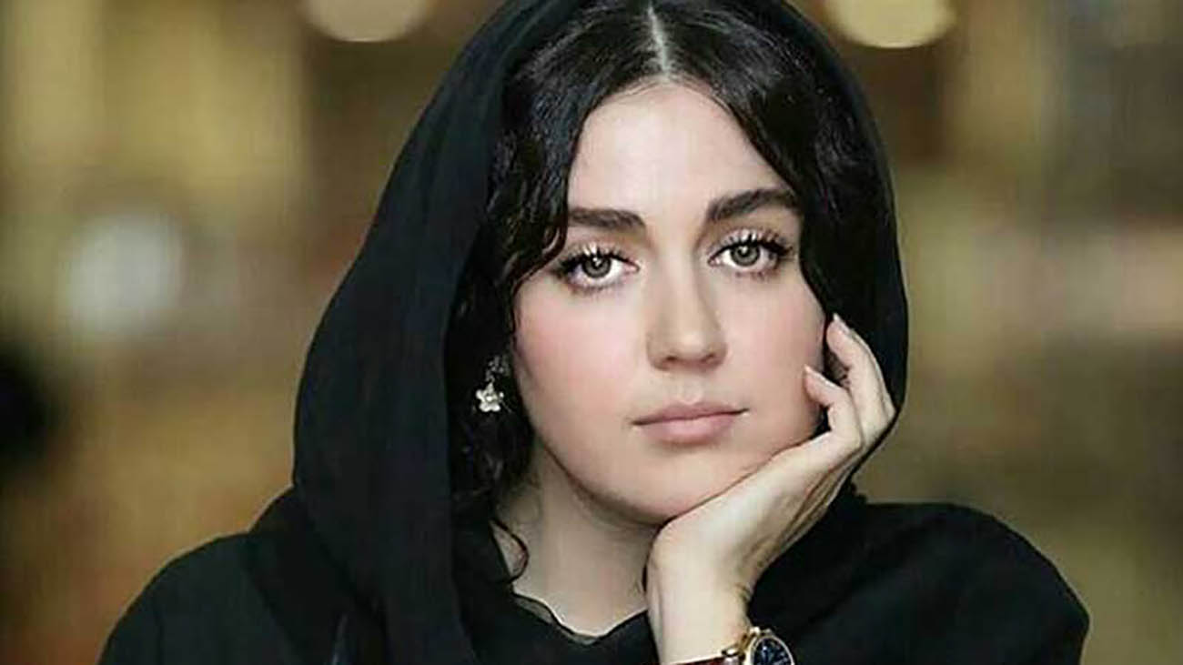کولاک افسانه پاکرو با چهره جدیدش | افسانه پاکرو در 42 سالگی همچون دختر 14 ساله می مونه
