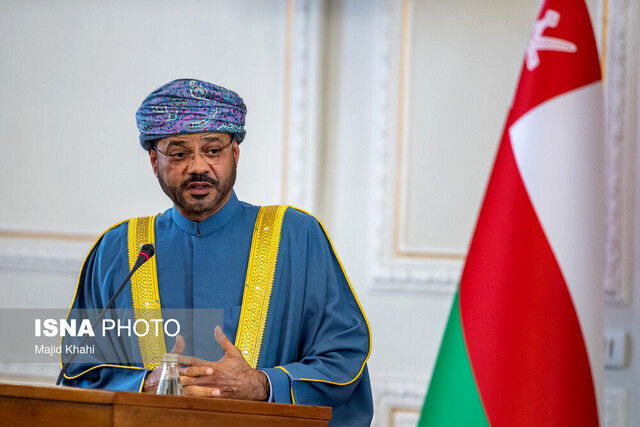 وزیر خارجه عمان: گفت‌گوهای ایران و آمریکا در حال شتاب گرفتن است