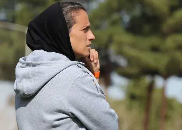 نیلوفر، زنی که به مردان درس مربیگری میدهد!