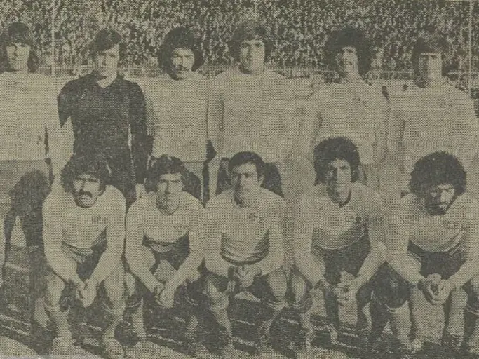 سیل تماشاگر استقلال را با خود برد! (عکس)