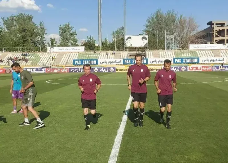 نارضایتی دکتر بیژن از چمن پیش از بازی حساس